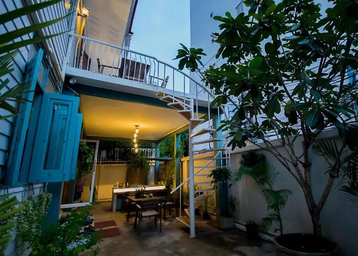 Hostal Fu House