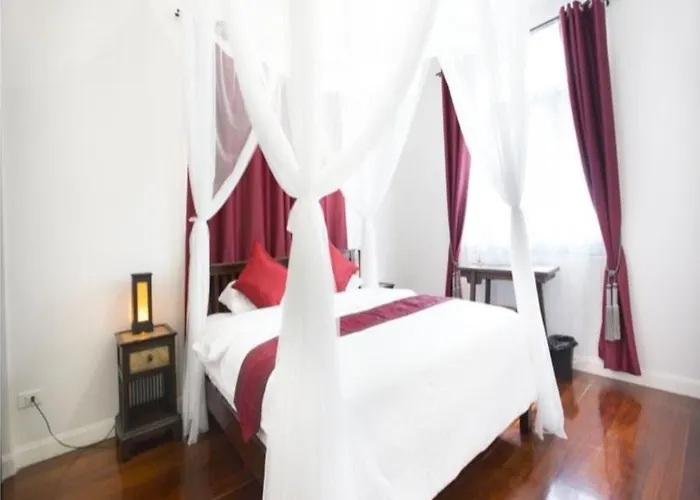 Hostal Fu House *
